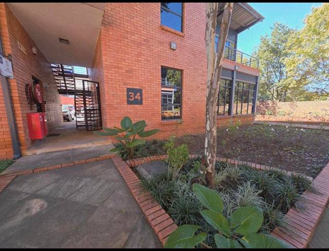 BUSINESS FOR SALE IN DIE HOEWES